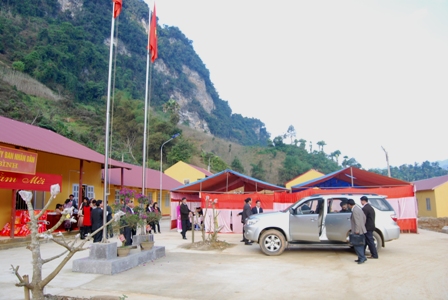 Huyện ủy-HĐND-UBND-MTTQ huyện Lâm Bình tổ chức gặp mặt  Xuân Nhâm Thìn 2012