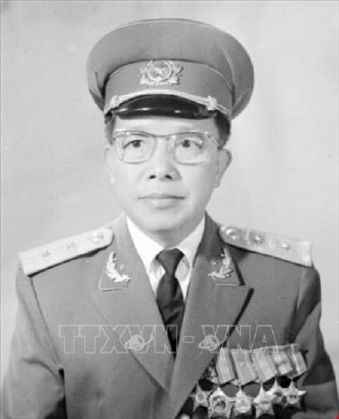 Kỷ niệm 100 năm Ngày sinh đồng chí Lê Quang Đạo (8/8/1921 - 8/8/2021) Người chỉ huy chính trị, quân sự - Anh cả của Ngành Tuyên huấn Quân đội Nhân dân Việt Nam