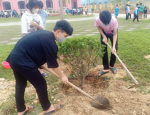 Liên đội trường PTDTNT THCS huyện Lâm Bình vì một môi trường Sạch – Xanh – Đẹp và an toàn