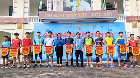 Đoàn TNCS Hồ Chí Minh huyện Lâm Bình tổ chức thành công Giải Bóng chuyền da thanh niên năm 2022