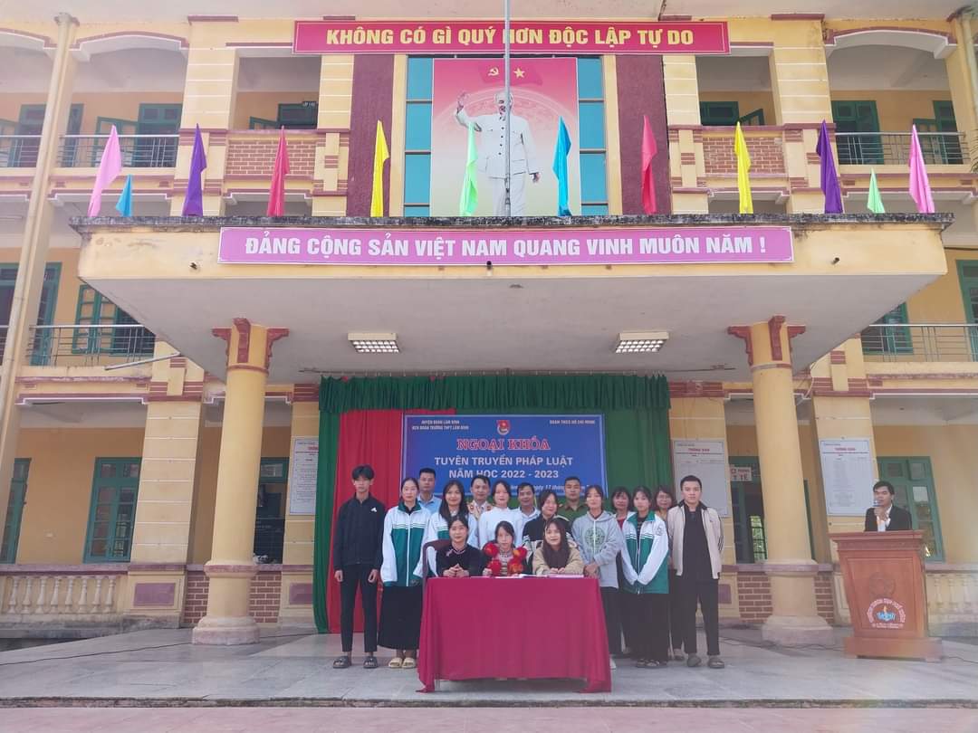 Đoàn trường THPT Lâm Bình tổ chức ngoại khóa và tổ chức cho ĐVTN ký cam kết