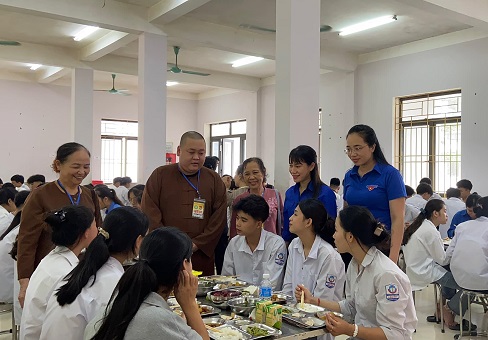Tuổi trẻ huyện Lâm Bình tham gia các hoạt động Tiếp sức mùa thi năm 2023
